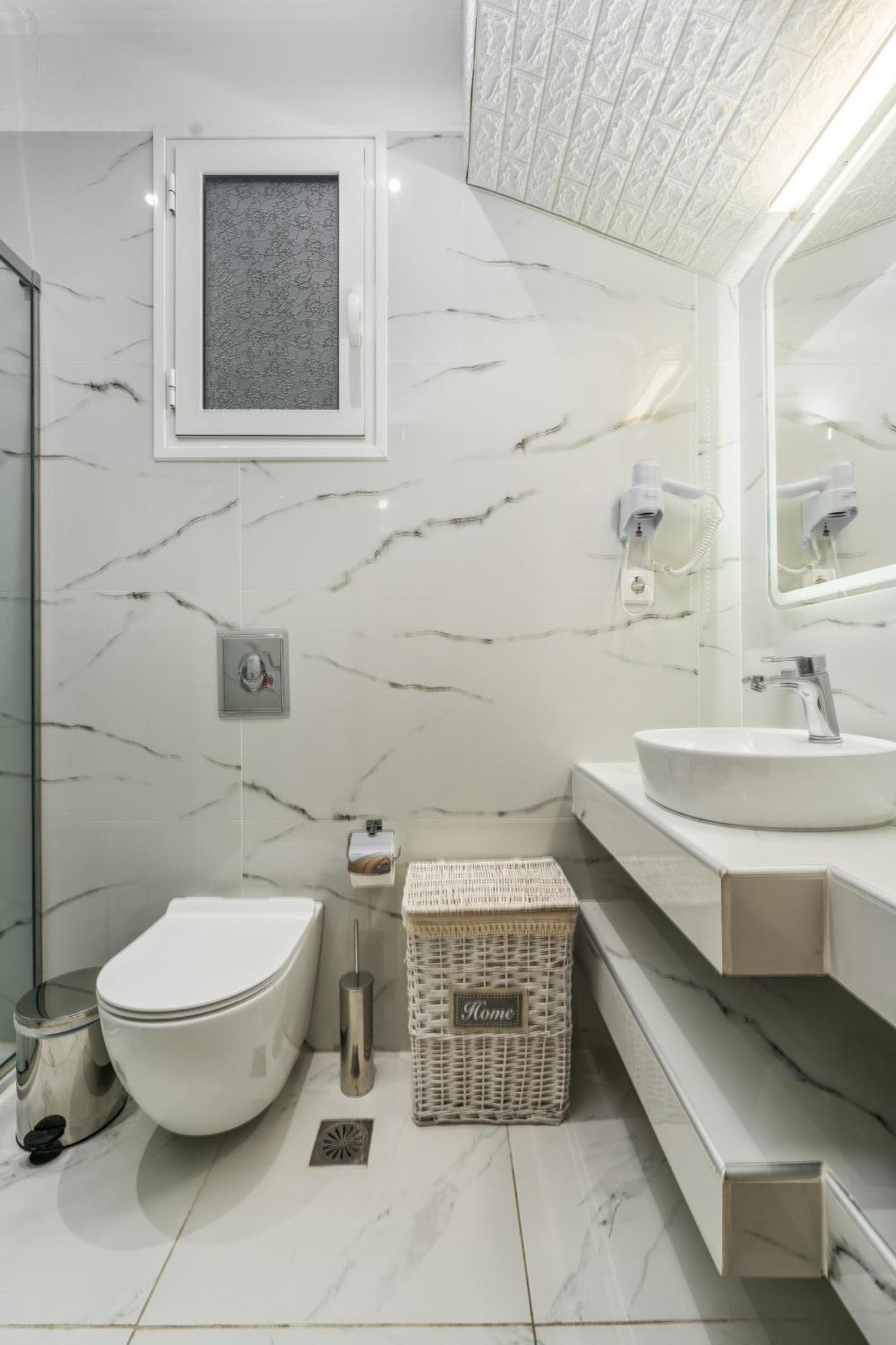 Dennis City Center Elegant Apartment ไซคิย์นธอสทาวน์ ภายนอก รูปภาพ